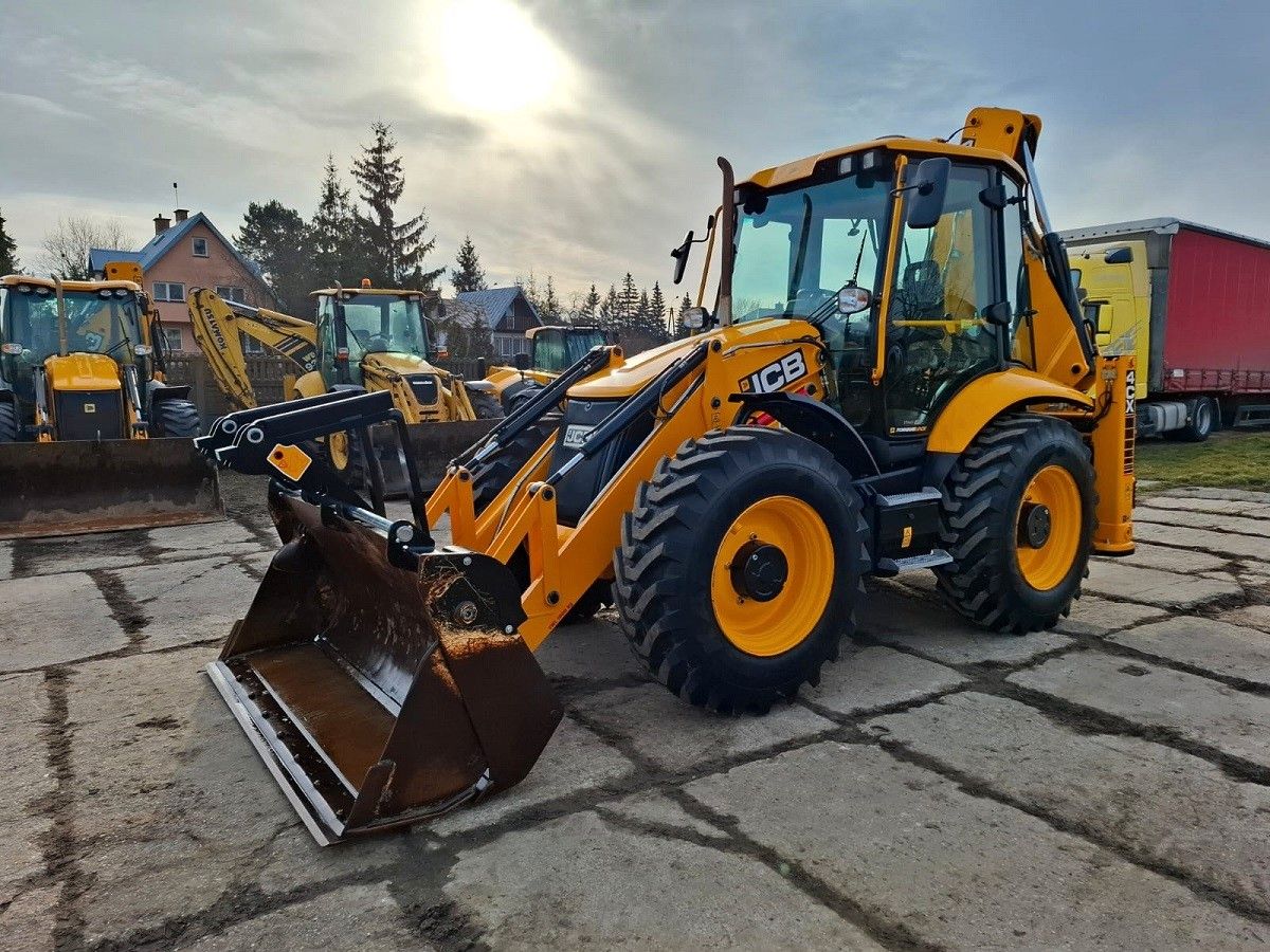 JCB 4CX PRO 2021