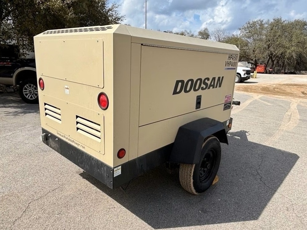 Doosan HP450VHP400 450 CFM - Image 3